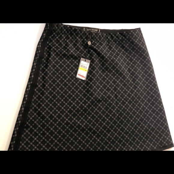 Max Studio London Plaid A-Line Skirt size M - Picture 1 of 8